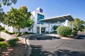 Гостиница Motel 6-Brooklyn Center, MN - Minneapolis  Бруклин-Сентер
